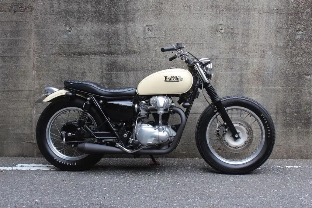 川崎w650 #复古机车 #川崎 #摩托车 #机车改装 # - 抖音